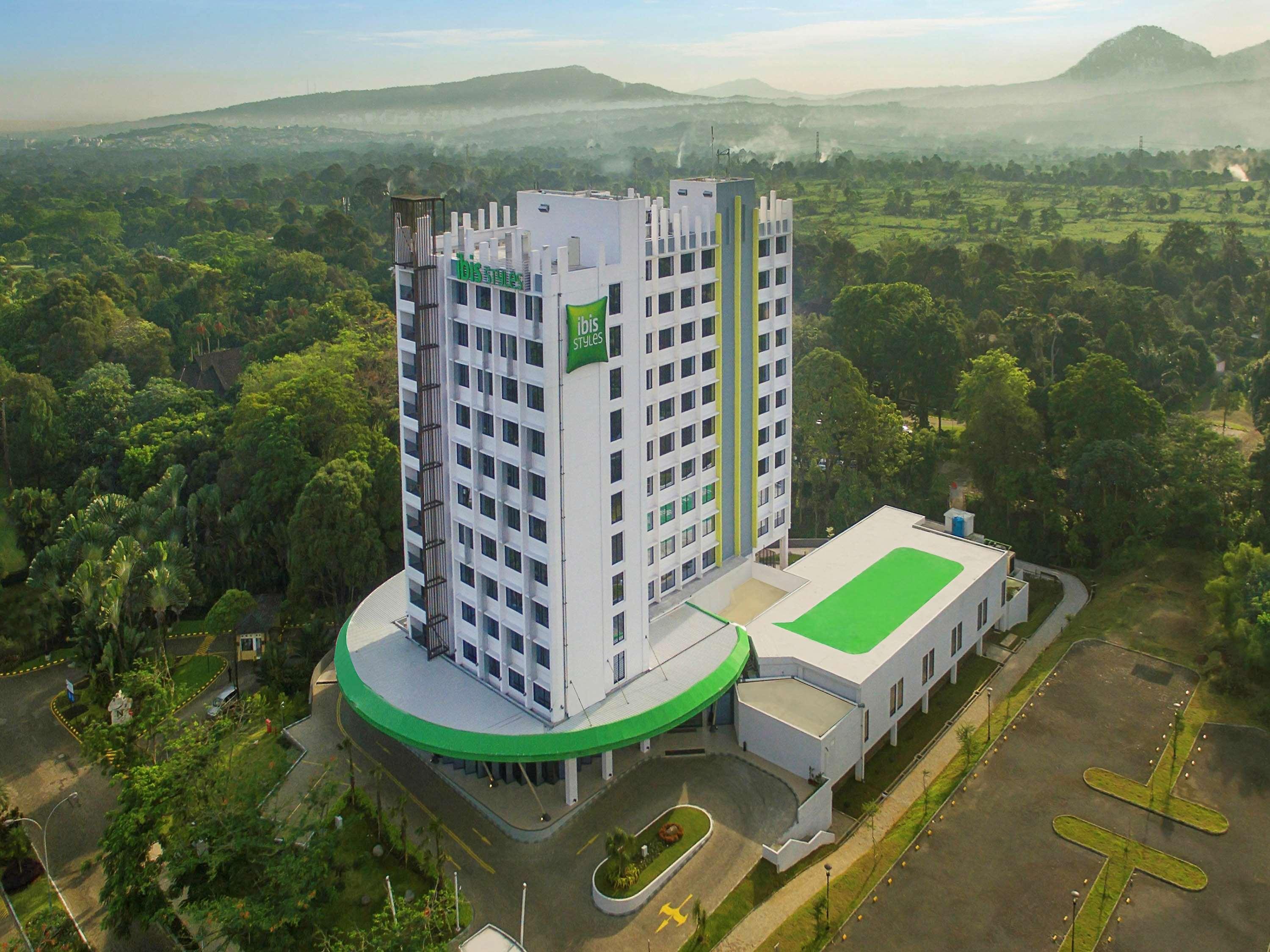 Hotel Ibis Styles Bogor Raya Esterno foto