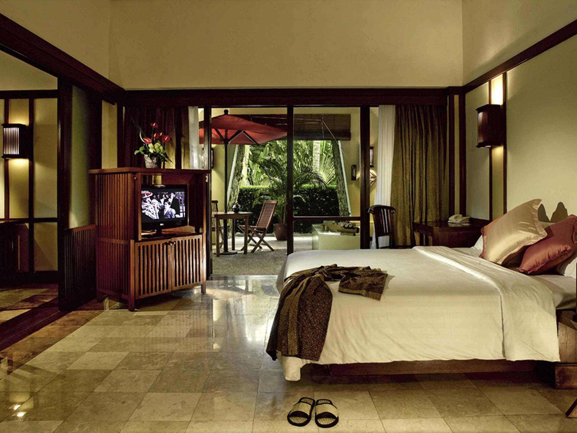 Hotel Ibis Styles Bogor Raya Esterno foto