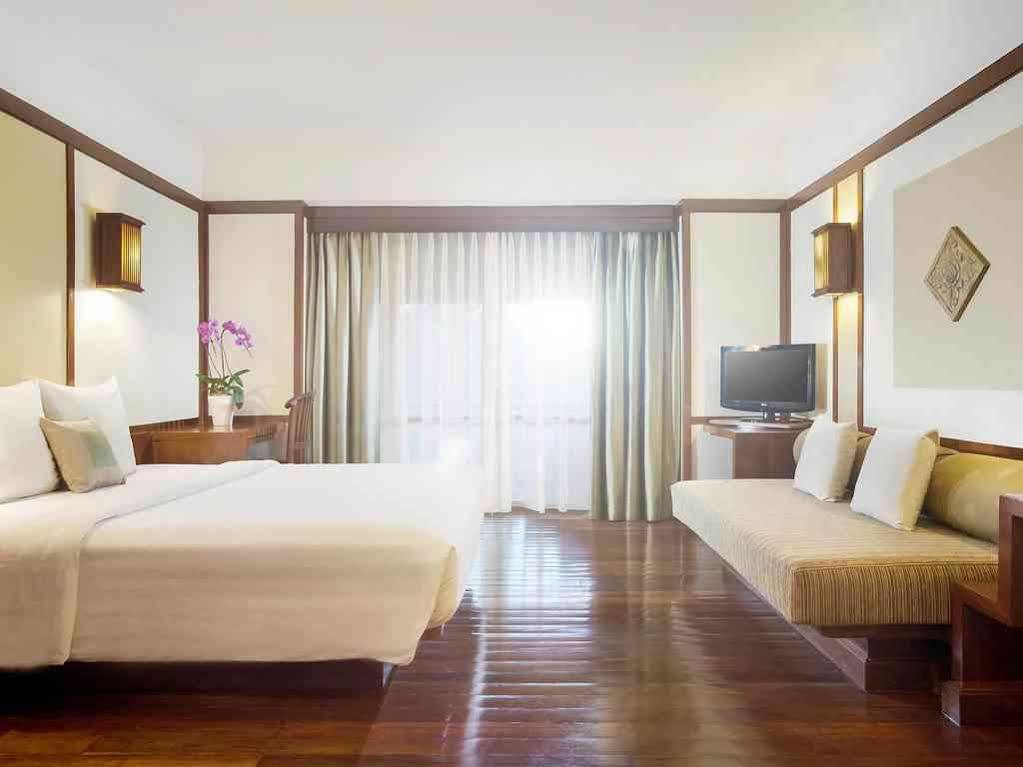 Hotel Ibis Styles Bogor Raya Esterno foto