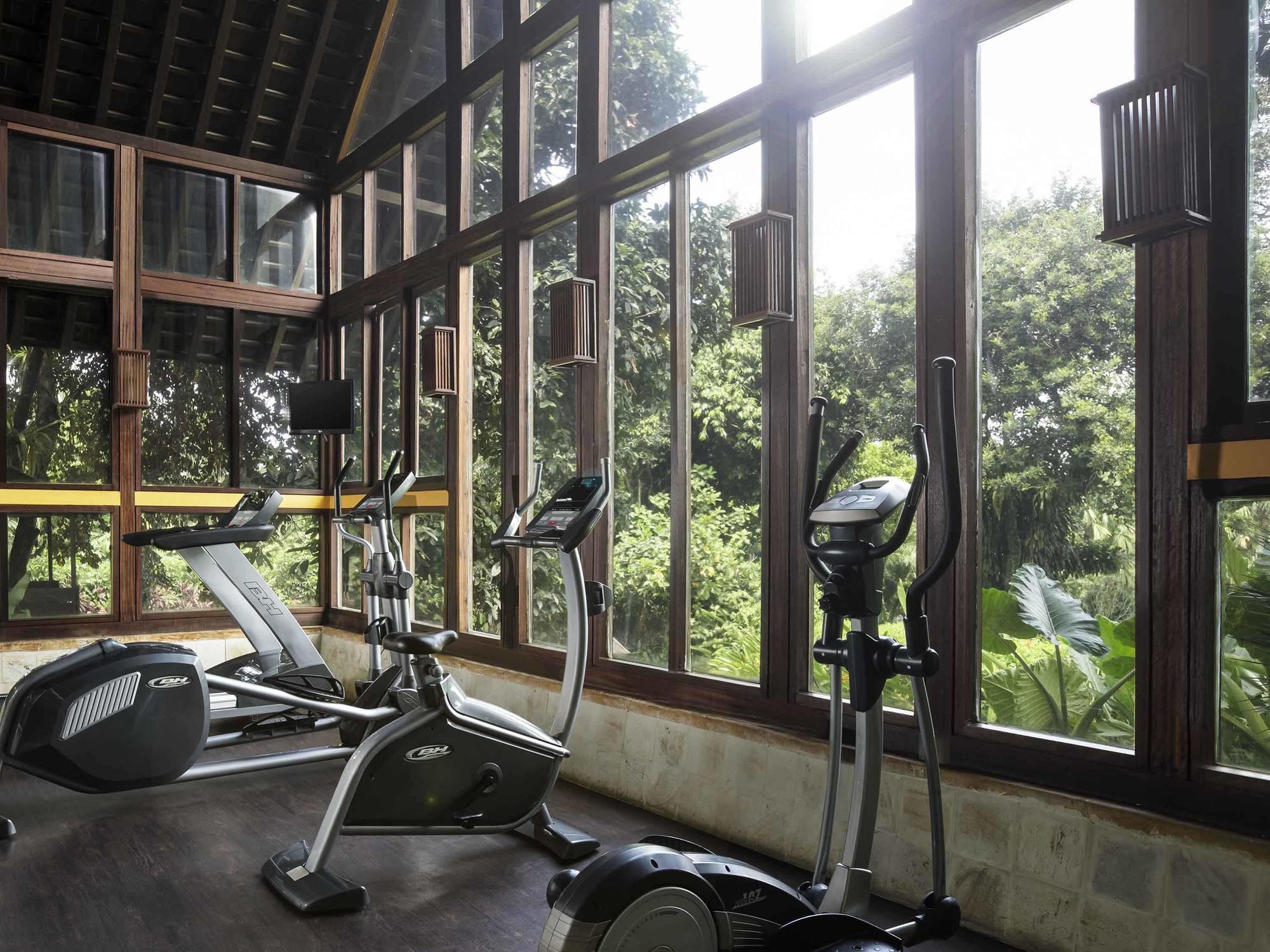 Hotel Ibis Styles Bogor Raya Esterno foto